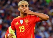 开云平台-那不勒斯险胜罗马，奥亚尔萨瓦尔惊艳四座的简单介绍