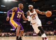 开云体育在线-爵士碾压马刺，欧文扛起全队