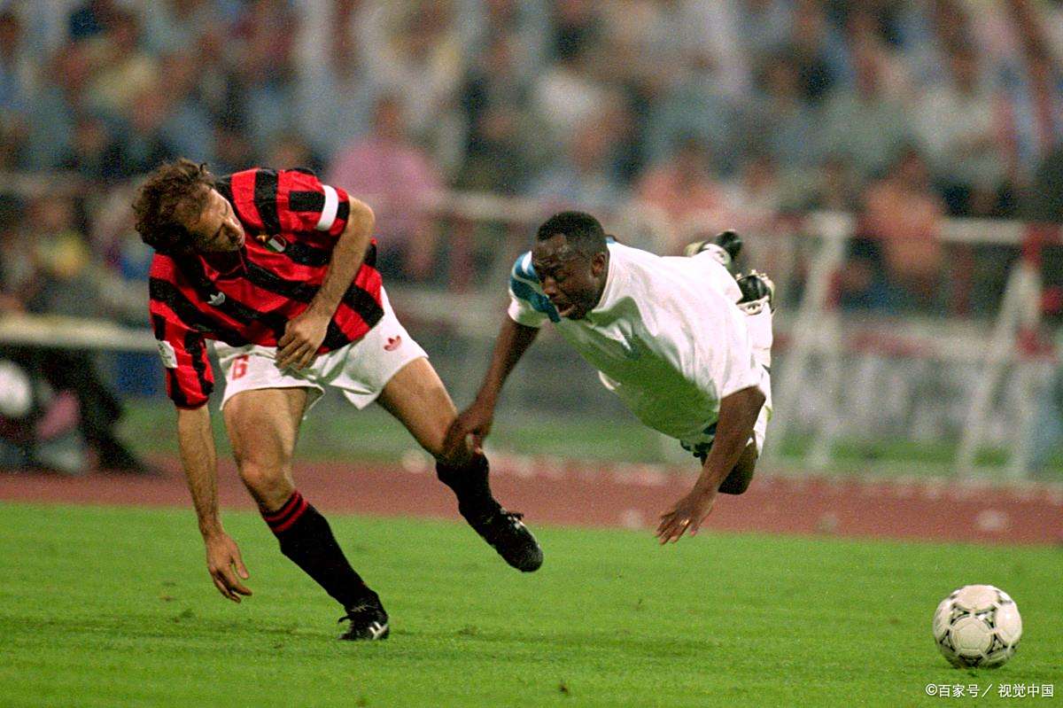 意料之外的战术变化,球队突破对手防线 意料之外的战术变化,球队突破对手防线