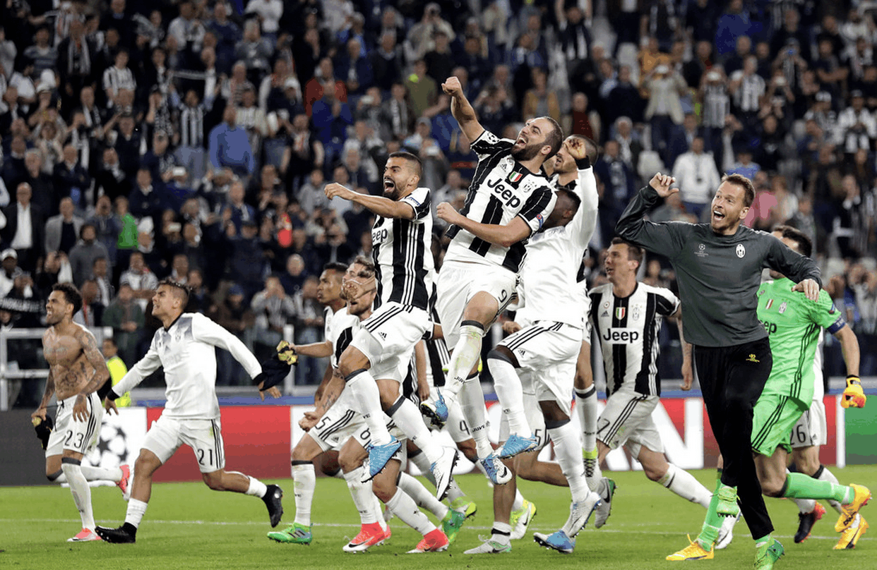 包含尤文图斯中场巴黎展示绝技，拿下国际金球奖的词条