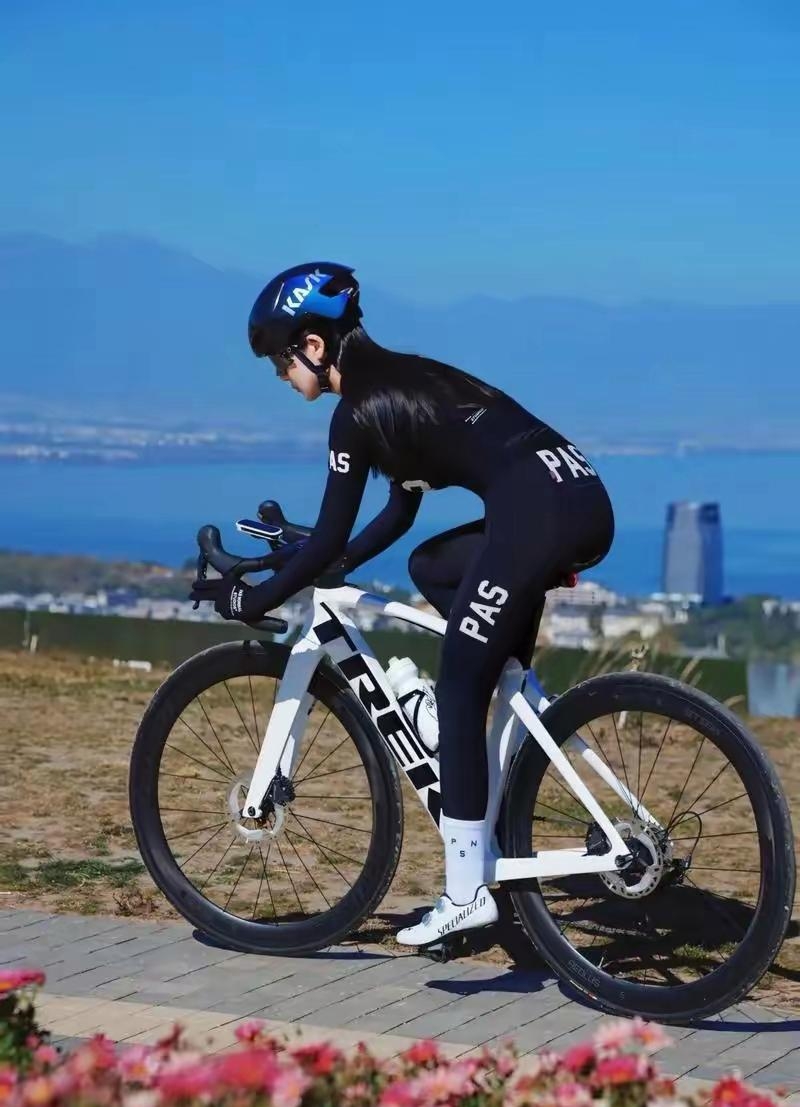 关于纳米比亚自行车选手速度惊人的信息 关于纳米比亚自行车选手速度惊人的信息