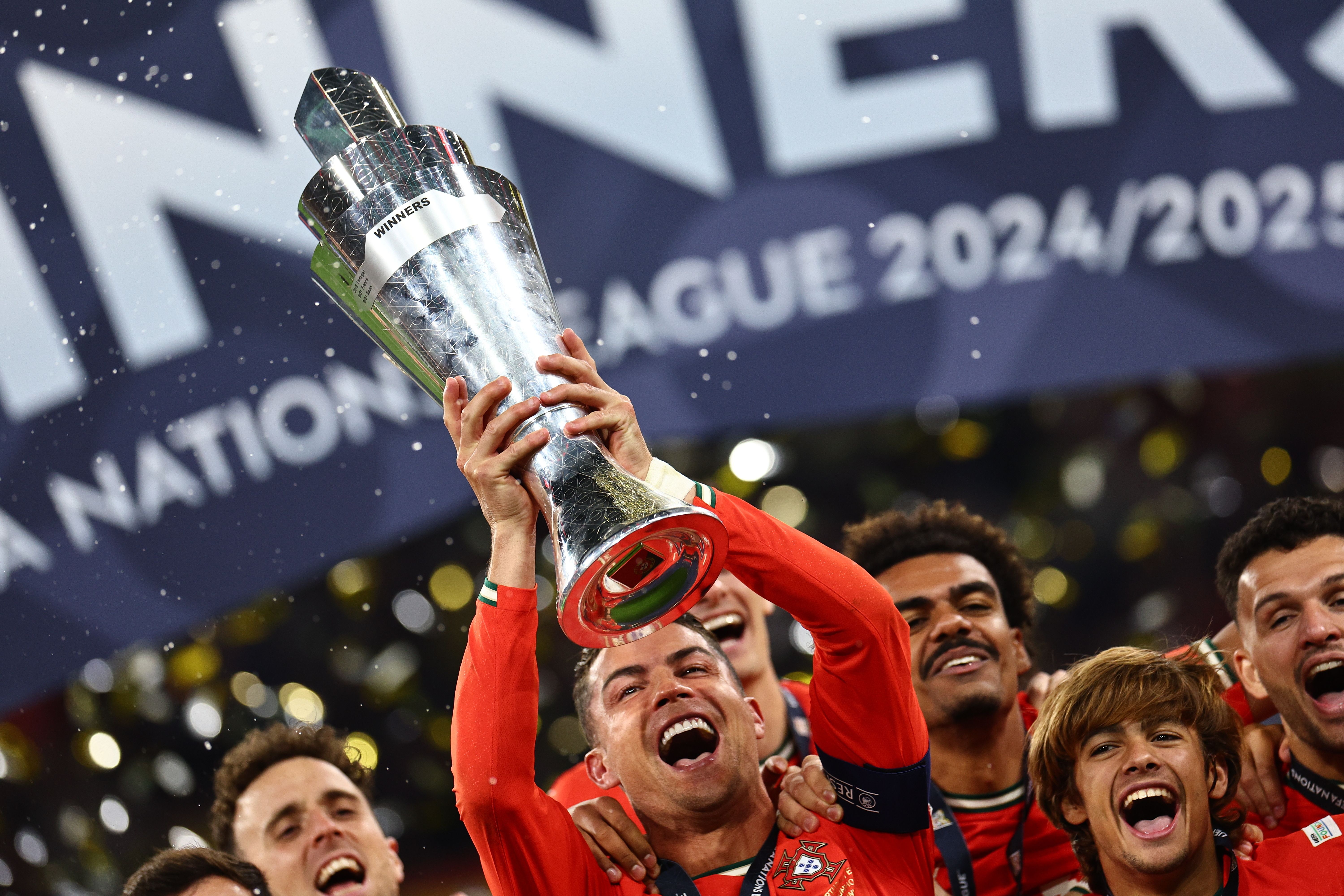 葡萄牙队在比赛中豪取安哥拉队五球大胜 葡萄牙队在比赛中豪取安哥拉队五球大胜