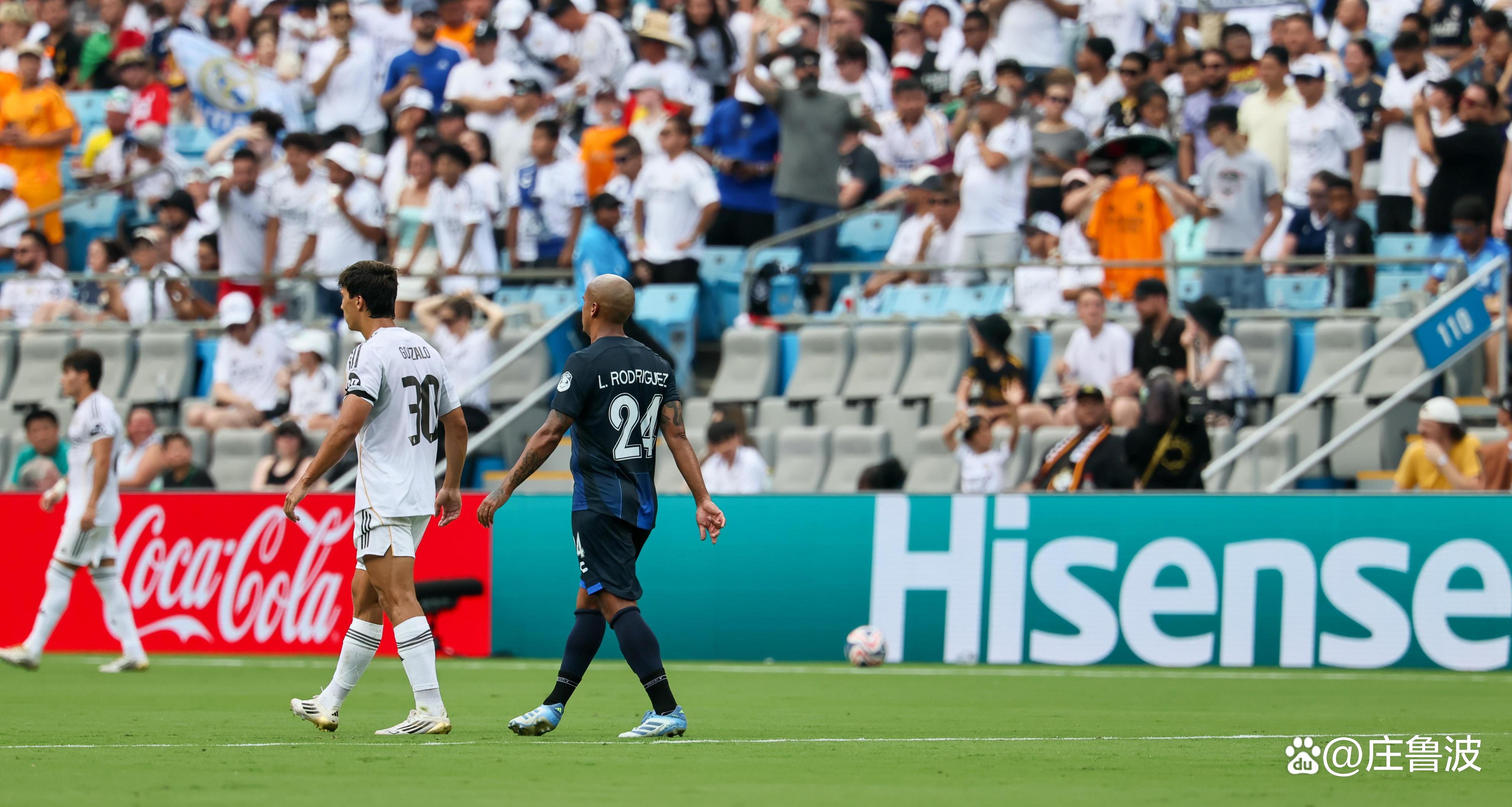 包含皇马客场压制对手,获得一场重要胜利的词条 包含皇马客场压制对手,获得一场重要胜利的词条