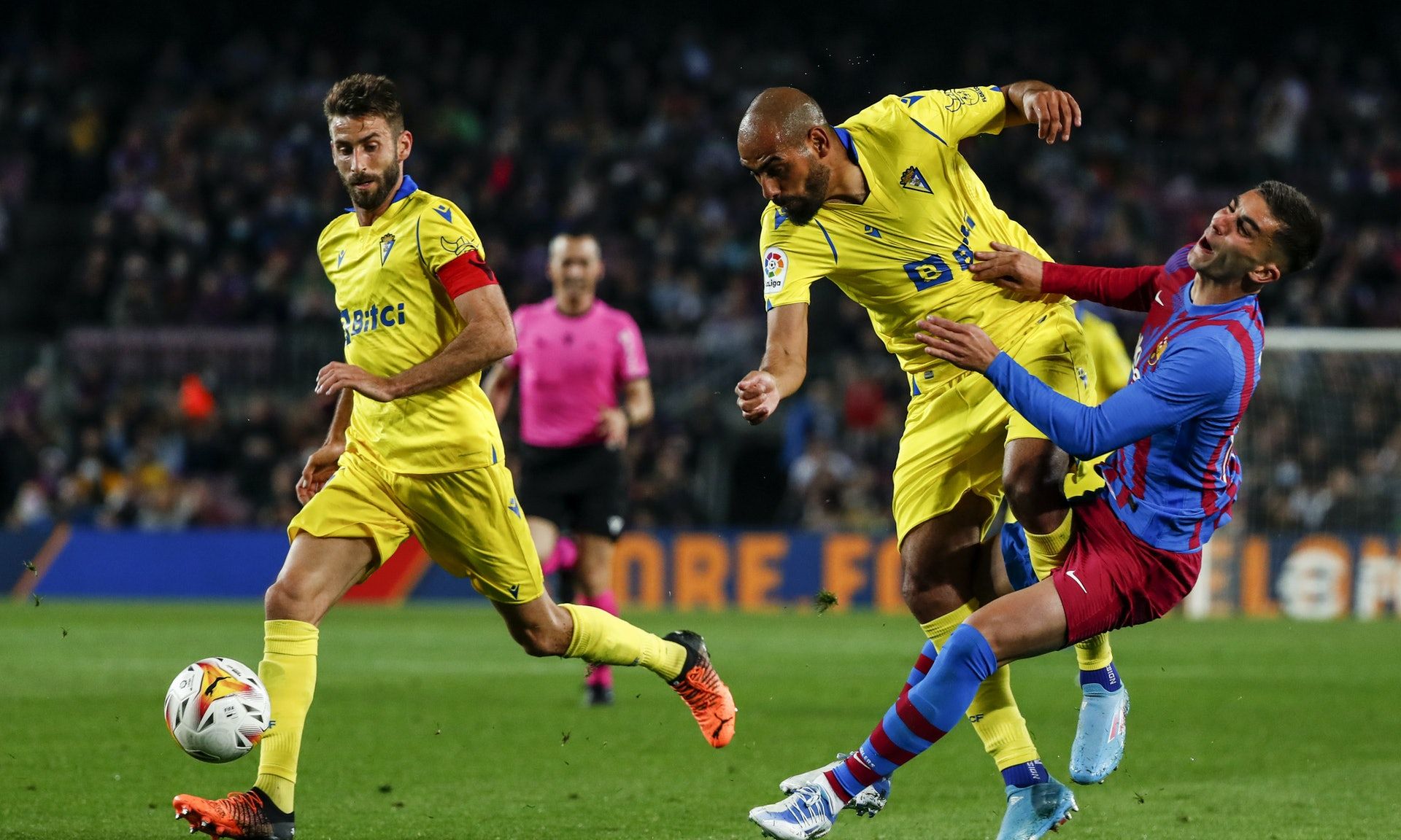 包含汉堡取得两连败,保级形势岌岌可危的词条 包含汉堡取得两连败,保级形势岌岌可危的词条