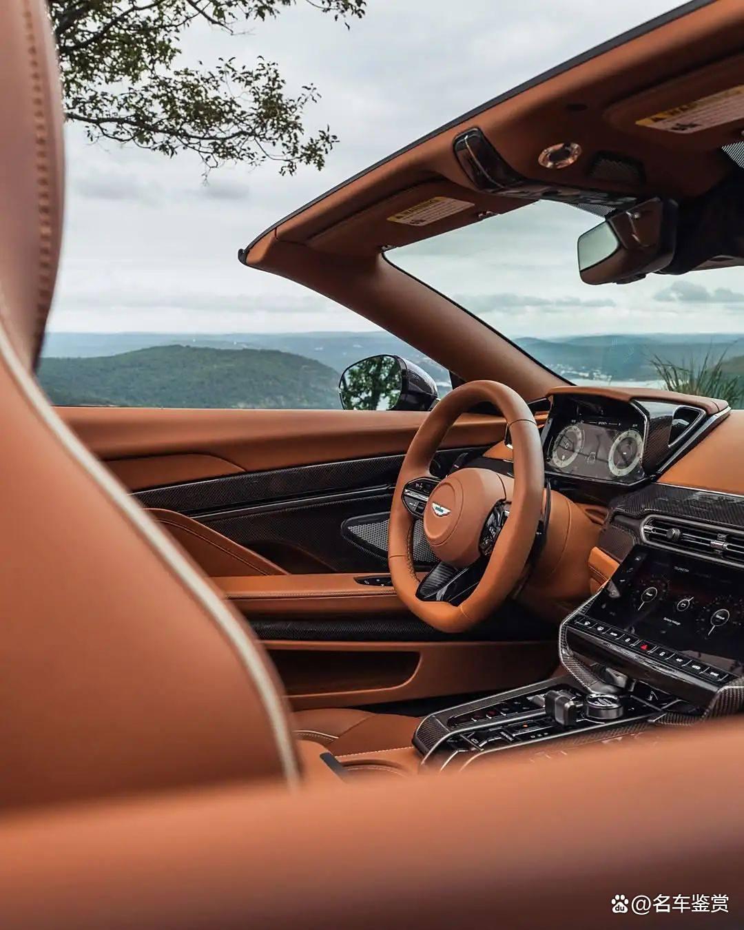 阿斯顿马丁逆转威廉姆斯，诺里斯惊艳四座的简单介绍