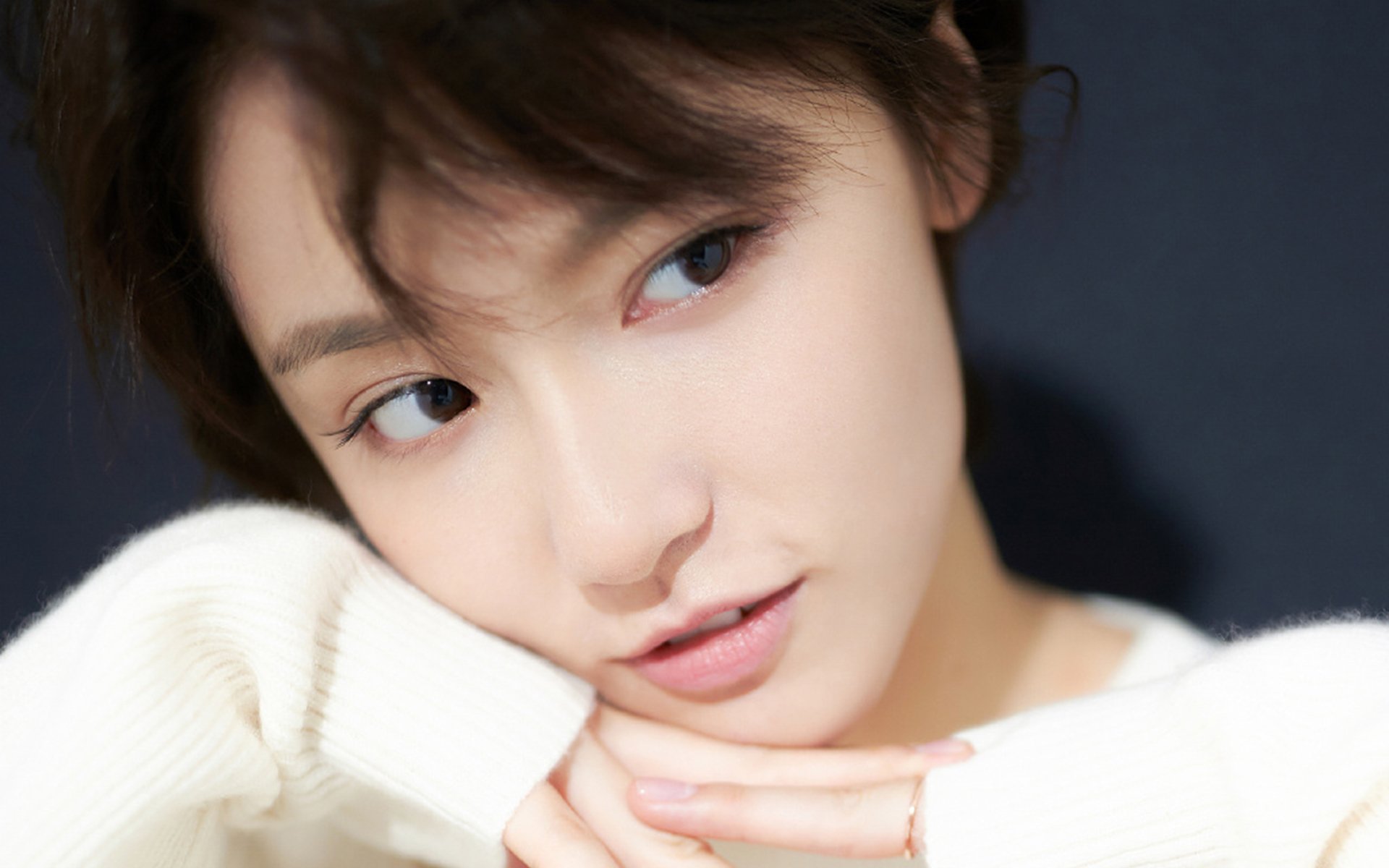 双子星对决,东契奇独步进攻端 马刺团队连续得分压制步行者